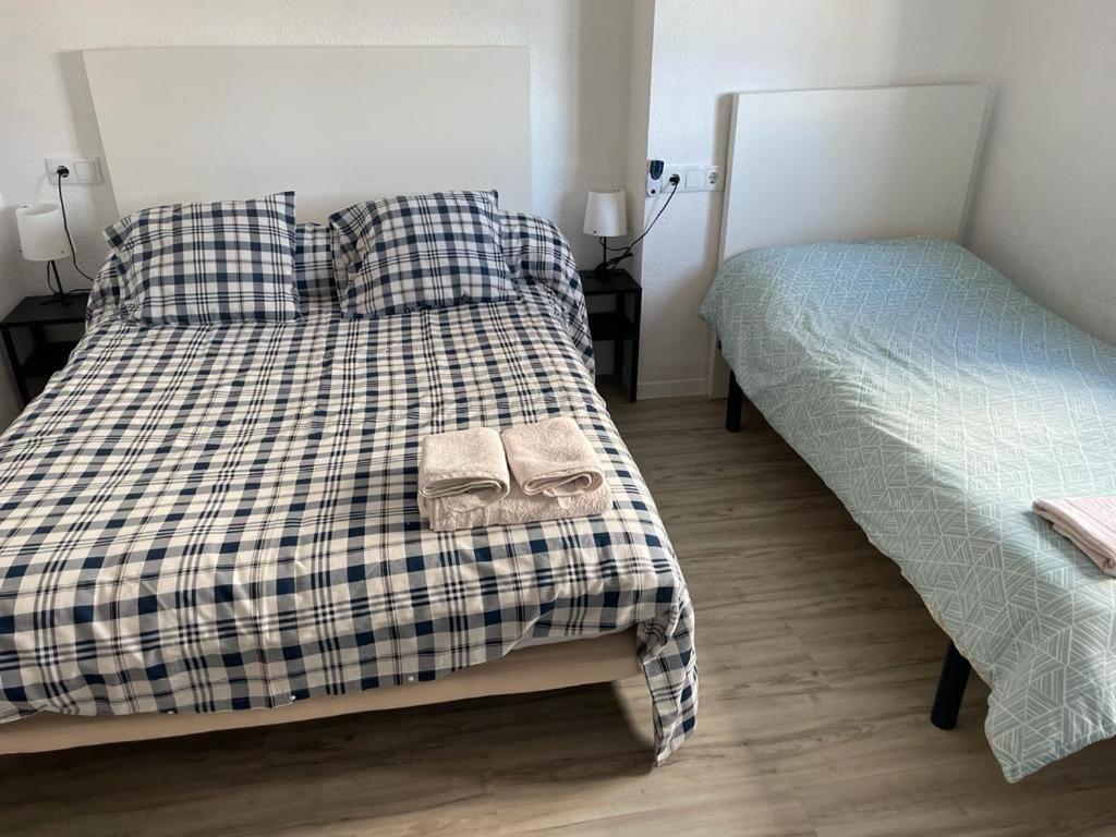 Apartamento En Complejo Residencial Con Piscina Y Garaje Frente Al Mar Valencia Exterior foto
